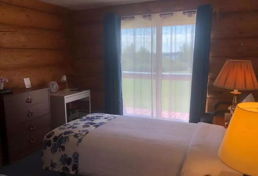Standard-huone Järvinäkymä, Cariboo Log Guest House