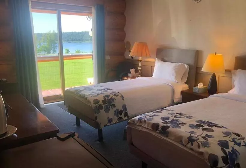 Standard-huone Järvinäkymä, Cariboo Log Guest House