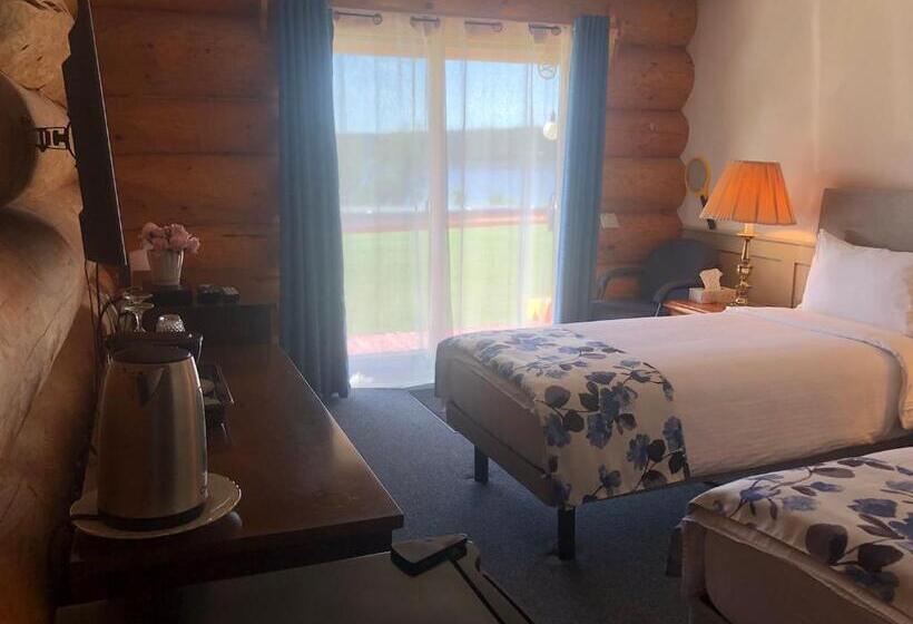 Tóra Néző Standard Szoba, Cariboo Log Guest House
