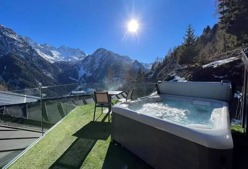 デラックスジュニアスイート, Chalet Al Foss
