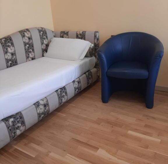 Номер Стандарт Трехместный, Chiaraluna