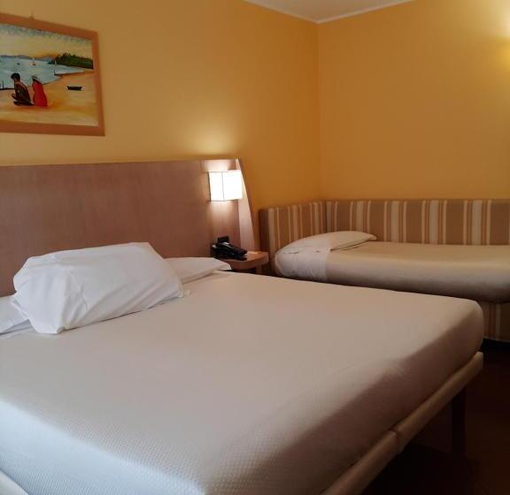 Номер Стандарт Трехместный, Chiaraluna