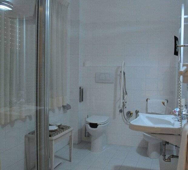 Номер Стандарт Трехместный, Chiaraluna