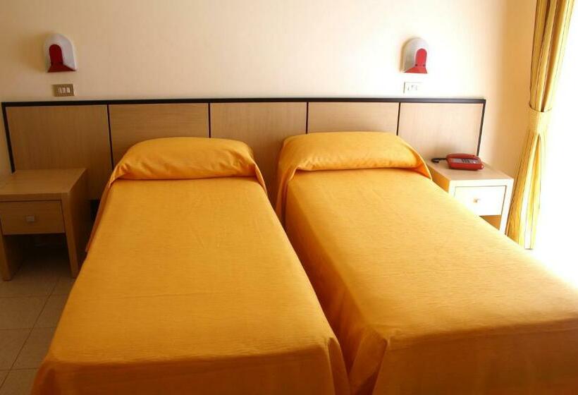 スタンダードルーム, Cristalda