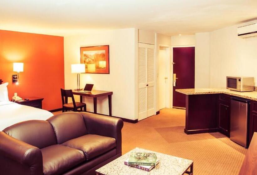 جناح جونيور, Gamma Tijuana