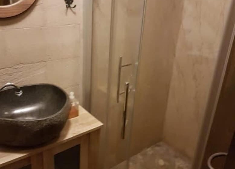 豪华房间, Herr Berge Steirisch Ursprung