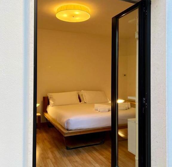 סוויטת ג'וניור עם טרסה, Imago Plus