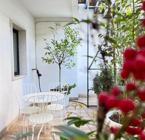 סוויטה עם טרסה, Imago Plus