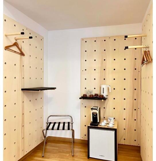 סוויטה עם מרפסת, Imago Plus