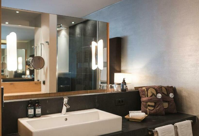 Номер Deluxe с Балконом, La Maiena Meran Resort