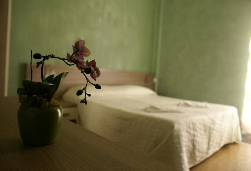 Номер Стандарт, Lux