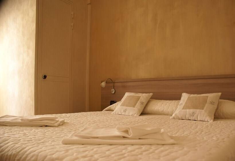 Номер Стандарт, Lux