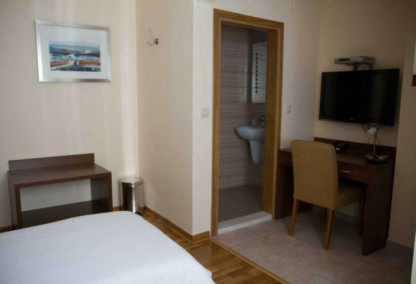 اتاق استاندارد, M