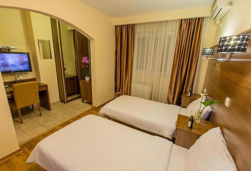 اتاق استاندارد, M