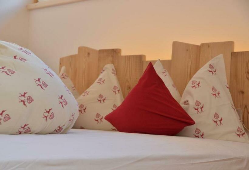 景色の見える一ベッドルームアパートメント, Mason La Zondra