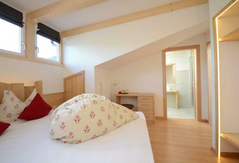 景色の見える一ベッドルームアパートメント, Mason La Zondra