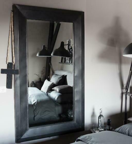 חדר סטנדרט, Mother Goose