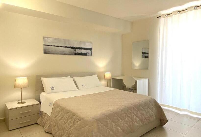 Четырехместный Номер Стандарт с Балконом, Nina B&b