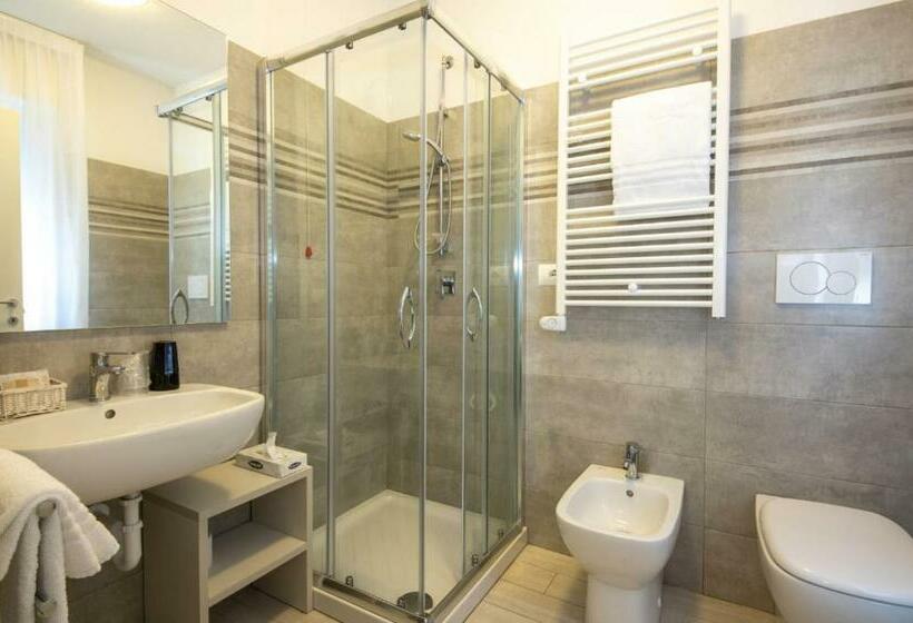 غرفة ديلوكس ذات إطلالة جانبية على البحر, Plaza Esplanade