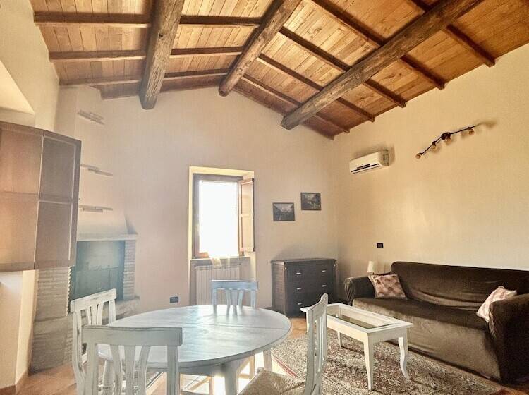 דירת חדר, Podere La Branda