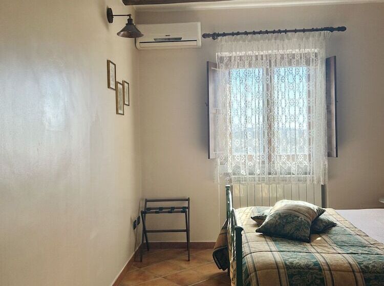 דירת חדר, Podere La Branda