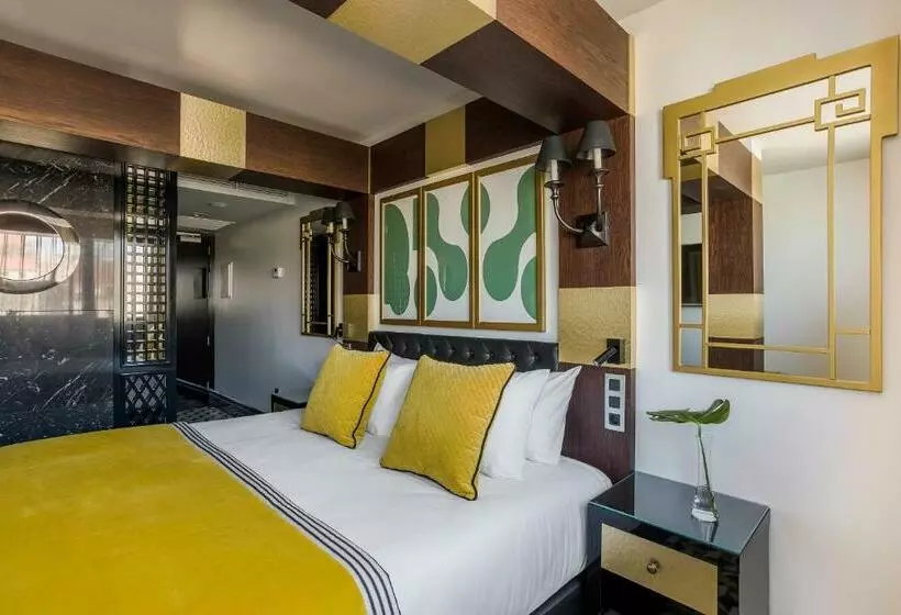 اتاق استاندارد, Room Mate Anna
