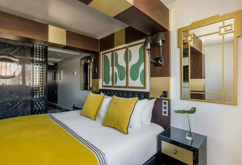 اتاق استاندارد, Room Mate Anna