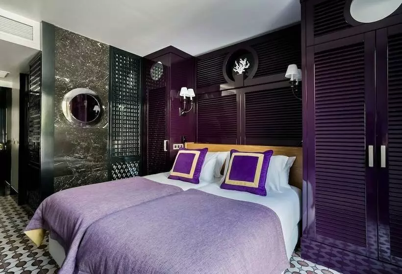 اتاق استاندارد, Room Mate Anna