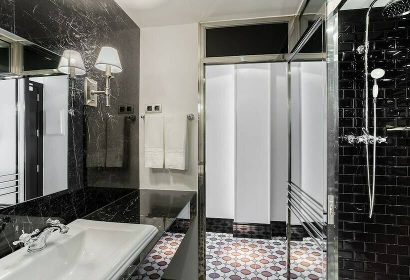 Номер Стандарт, Room Mate Anna