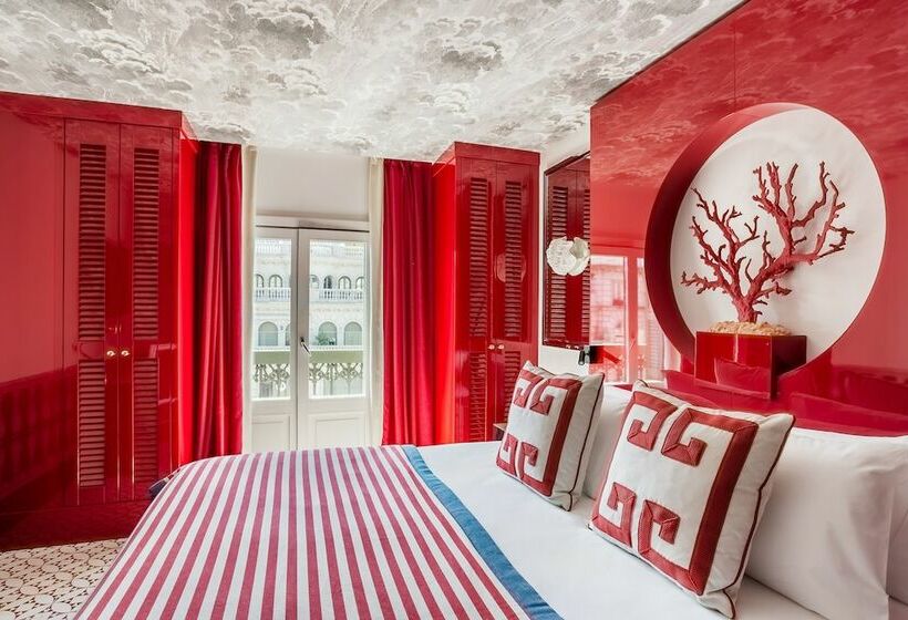 Полулюкс, Room Mate Anna