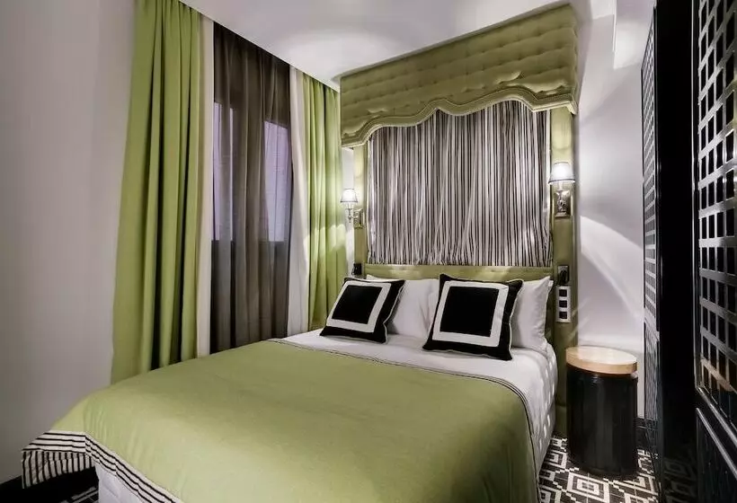 اتاق عادی, Room Mate Anna