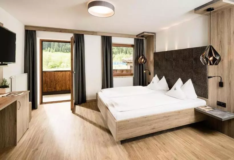 デラックスルーム, Schneeberg Family Spa Resort