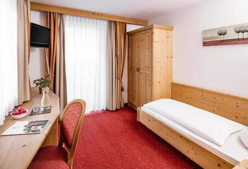 スタンダードシングルルーム, Schneeberg Family Spa Resort