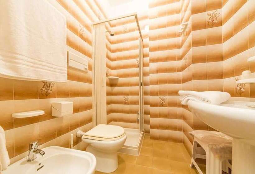 スタンダードシングルルーム, Touring Misano Adriatico