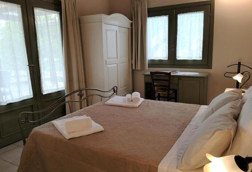 带1个卧室带花园景观的公寓, Villa Felicia