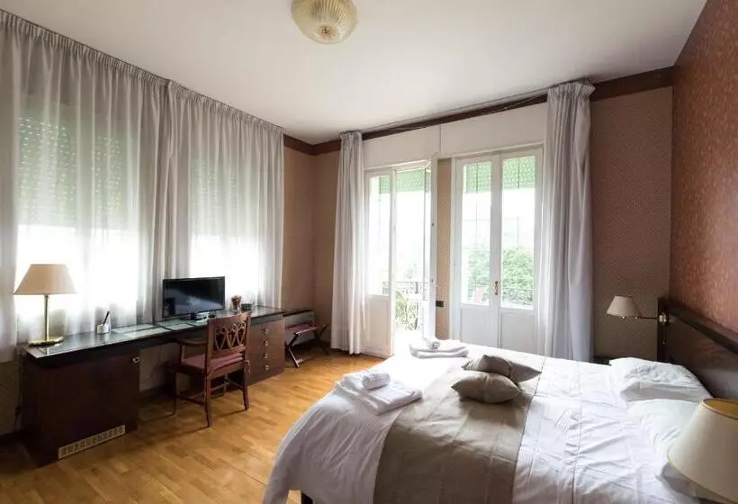 バルコニー付きデラックスルーム, Villa Lussana