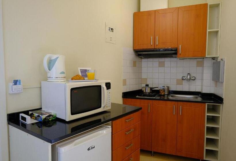 스탠다드 룸, Wakim