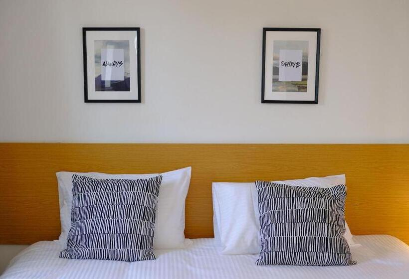 스탠다드 룸, Wakim