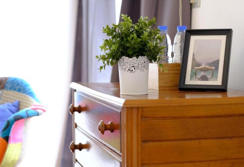 패밀리 스위트, Wakim