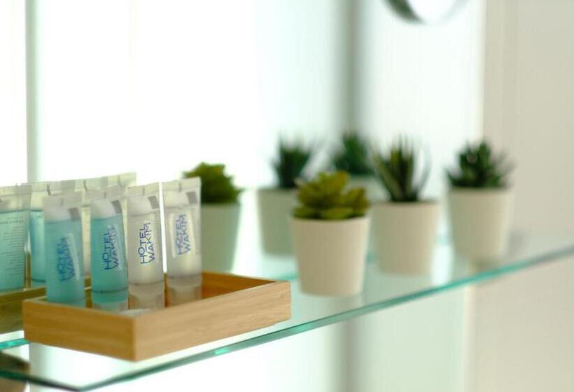 패밀리 스위트, Wakim