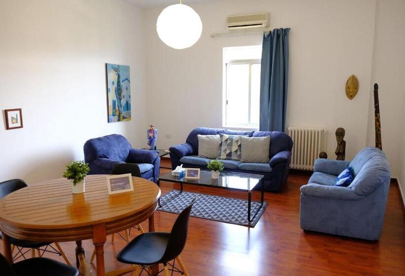 패밀리 스위트, Wakim