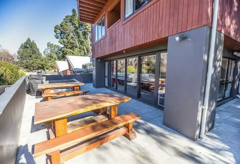 ルームシェアのワンベッド, Haka House Queenstown Lakefront