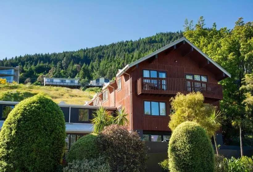 クイーンサイズベッドのスタンダードルーム, Haka House Queenstown Lakefront