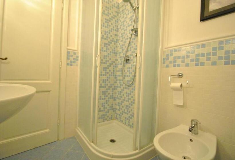 标准工作室带阳台, Fattoria Nel Parco