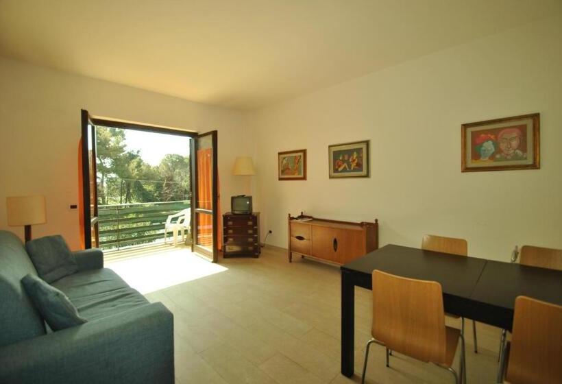 带1个卧室的带阳台的公寓, Fattoria Nel Parco