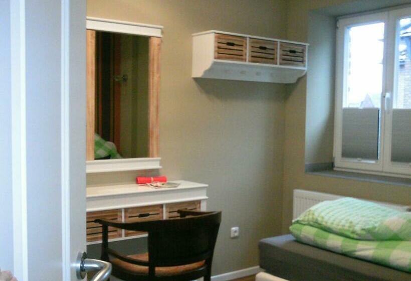 패밀리 룸, Gastund Weinhaus Zwiebelturm