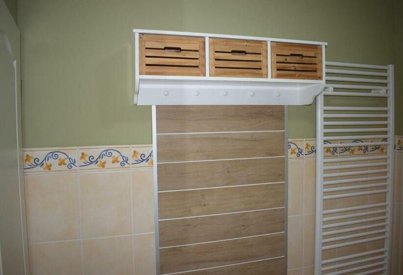 패밀리 룸, Gastund Weinhaus Zwiebelturm