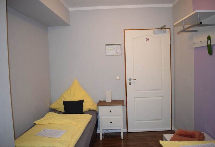 스탠다드 룸, Gastund Weinhaus Zwiebelturm