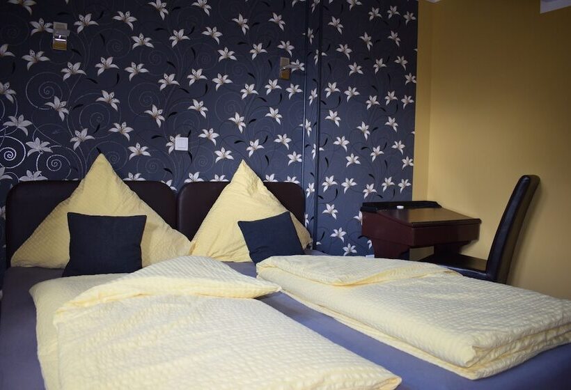 스탠다드 룸, Gastund Weinhaus Zwiebelturm