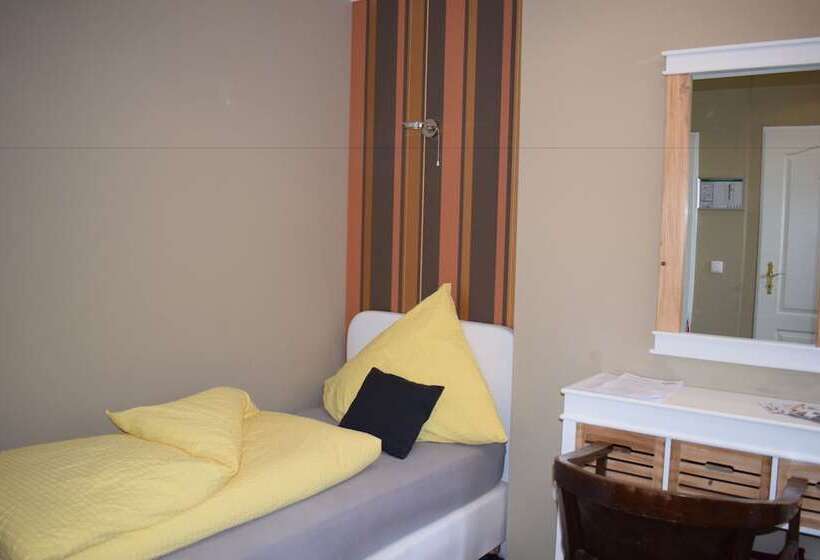 패밀리 룸, Gastund Weinhaus Zwiebelturm